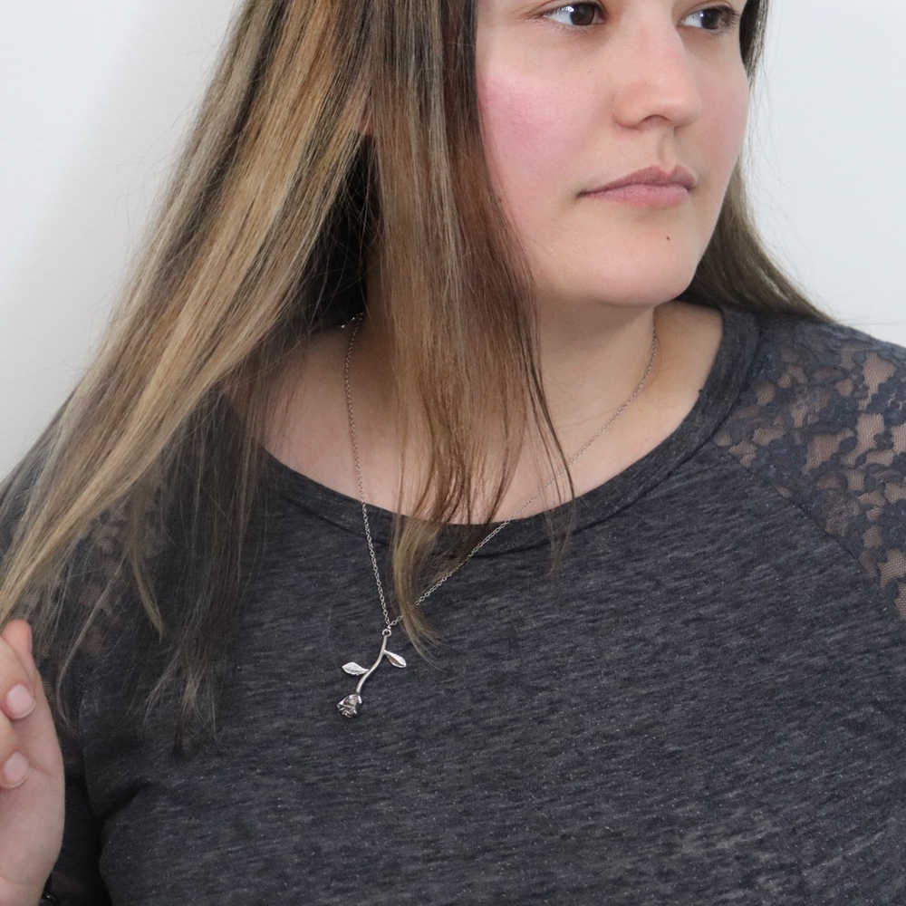 ‼️1 LEFT‼️ Romantic Rose Necklace
